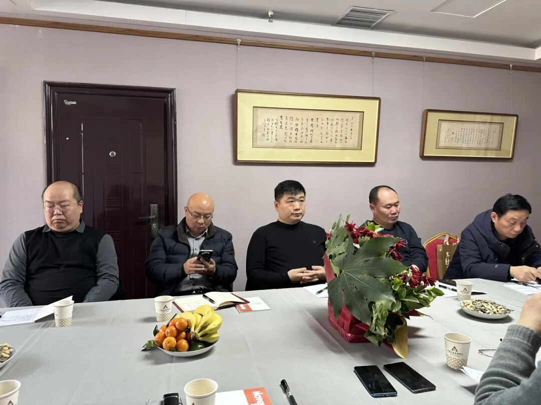 年度茶话，擘画未来｜河南省书画收藏协会2026新年茶话会于天下收藏圆满举行(图13)